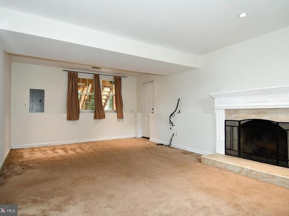 12703 Longleaf Lane, Herndon VA 20170