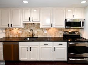 12703 Longleaf Lane, Herndon VA 20170
