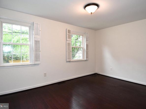 12703 Longleaf Lane, Herndon VA 20170