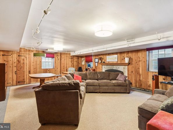 744 Clarendon Road, Penn Valley PA 19072