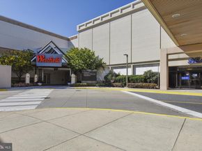 7420 Westlake Terrace 1202, Bethesda MD 20817