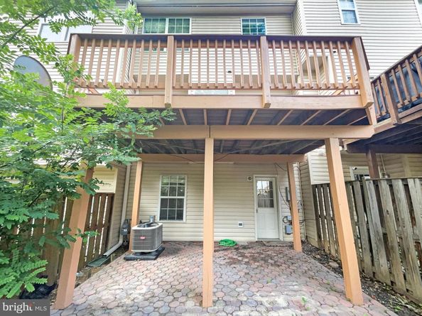 13123 Copper Brook Way, Herndon VA 20171
