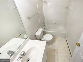 13123 Copper Brook Way, Herndon VA 20171