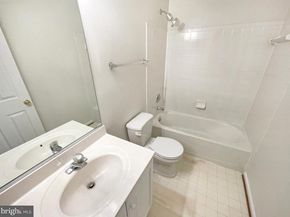 13123 Copper Brook Way, Herndon VA 20171