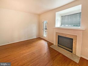 13123 Copper Brook Way, Herndon VA 20171