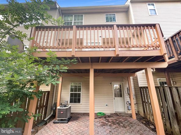 13123 Copper Brook Way, Herndon VA 20171