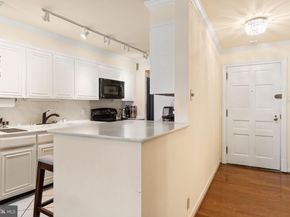 700 New Hampshire Avenue NW 512, Washington DC 20037