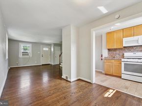 2111 Delmar Drive, Folcroft PA 19032