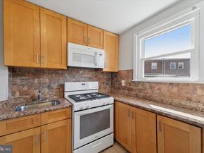 2111 Delmar Drive, Folcroft PA 19032