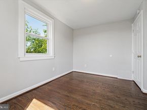 2111 Delmar Drive, Folcroft PA 19032