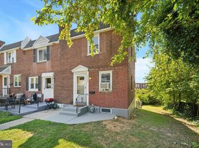 2111 Delmar Drive, Folcroft PA 19032