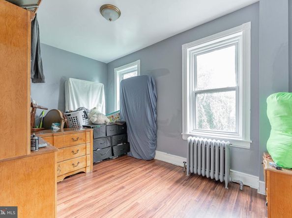 36 E Washington Avenue, Clifton Heights PA 19018