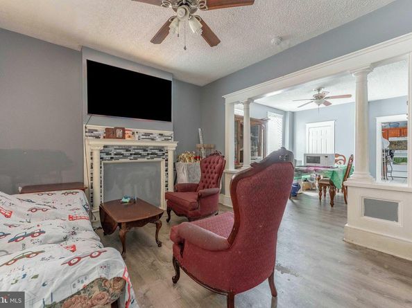 36 E Washington Avenue, Clifton Heights PA 19018