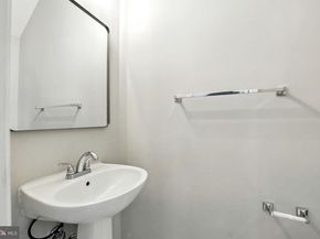 2904 Mainstone Drive, Fairfax VA 22031