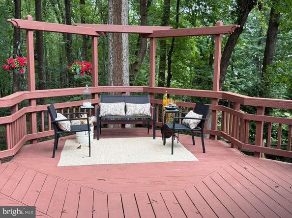 11181 Longwood Grove Drive, Reston VA 20194