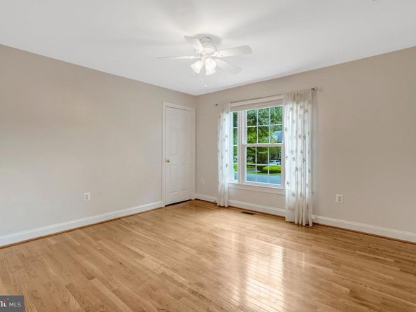11181 Longwood Grove Drive, Reston VA 20194