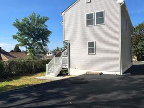 2304 Parkview Avenue, Abington PA 19001
