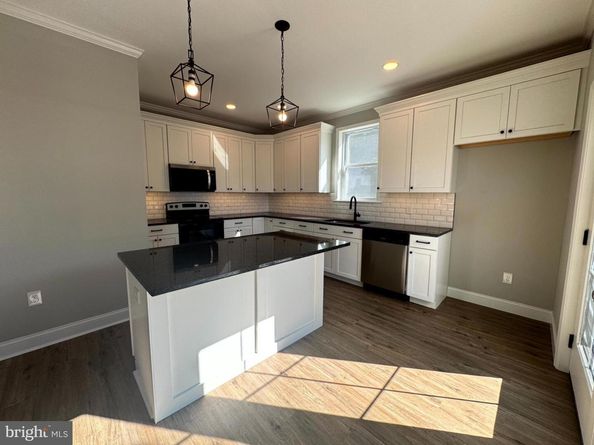 2304 Parkview Avenue, Abington PA 19001