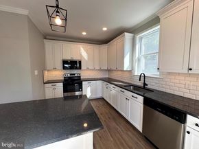 2304 Parkview Avenue, Abington PA 19001
