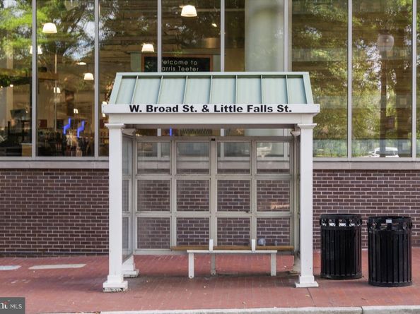 3205 N Tacoma Street, Arlington VA 22213