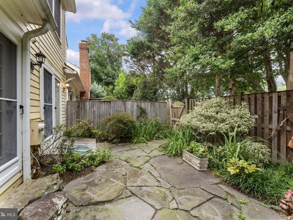 3205 N Tacoma Street, Arlington VA 22213