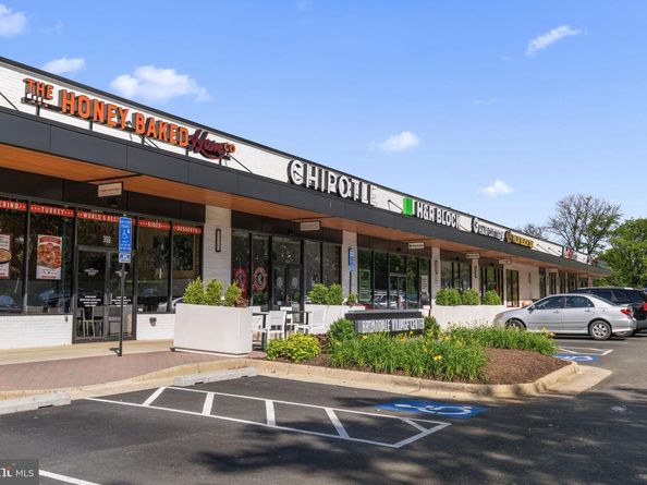 3205 N Tacoma Street, Arlington VA 22213