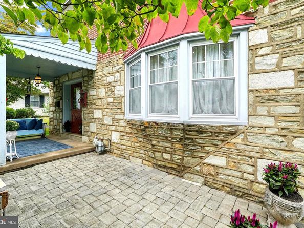 609 Boyer Road, Cheltenham PA 19012