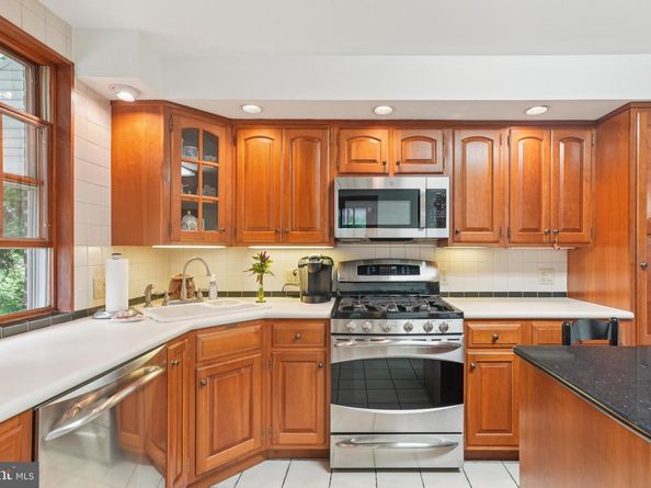 609 Boyer Road, Cheltenham PA 19012