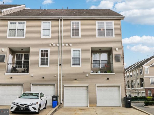 39 Brewerytown Court, Philadelphia PA 19121