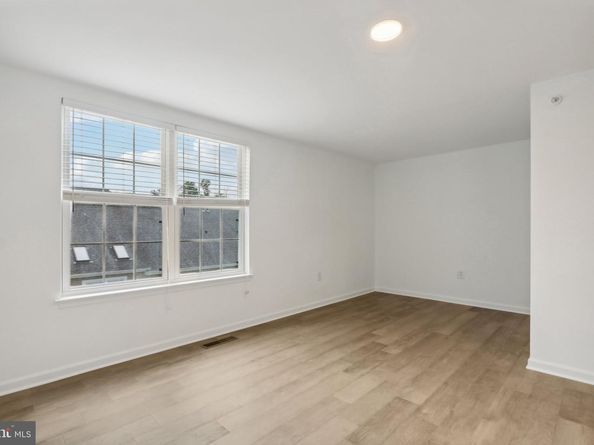 39 Brewerytown Court, Philadelphia PA 19121