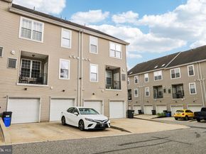 39 Brewerytown Court, Philadelphia PA 19121