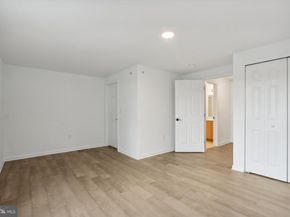 39 Brewerytown Court, Philadelphia PA 19121
