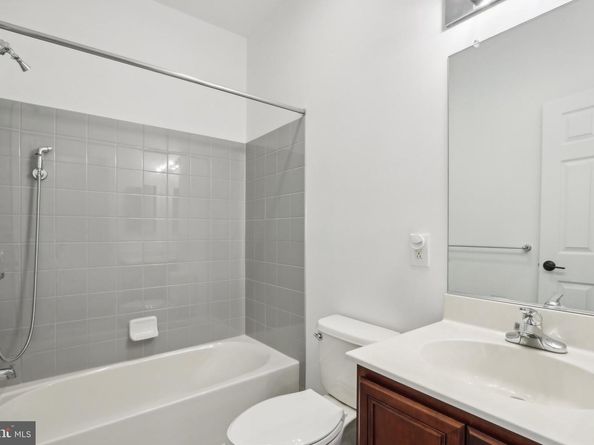 39 Brewerytown Court, Philadelphia PA 19121