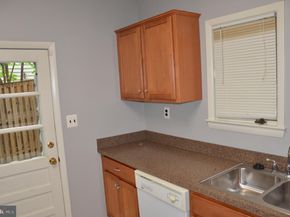 2713 24TH Road S, Arlington VA 22206