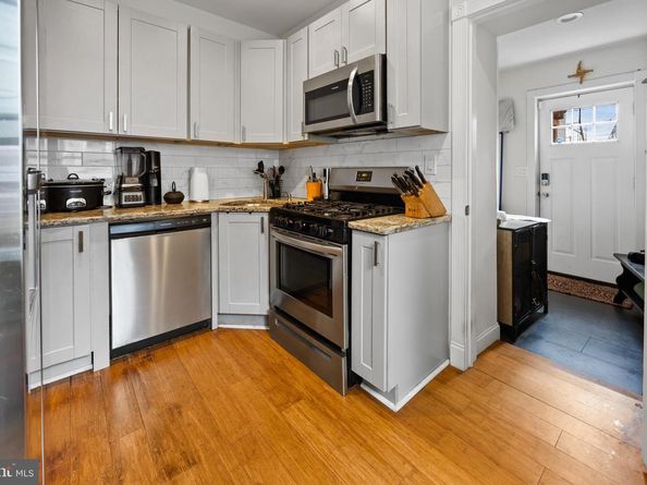 131 Carson Street, Philadelphia PA 19127