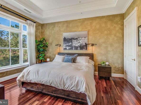 2801 Langston Boulevard 302, Arlington VA 22201