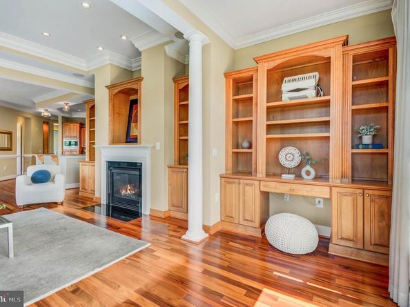2801 Langston Boulevard 302, Arlington VA 22201