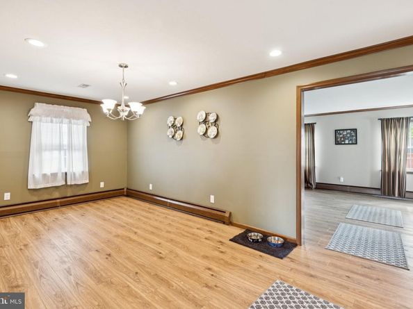 20 Trellis Road, Levittown PA 19056