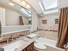 20 Trellis Road, Levittown PA 19056