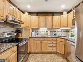 20 Trellis Road, Levittown PA 19056