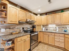 20 Trellis Road, Levittown PA 19056