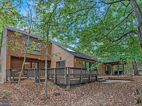 11598 Newport Cove Lane, Reston VA 20194