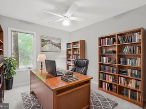 11598 Newport Cove Lane, Reston VA 20194