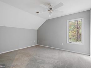 11598 Newport Cove Lane, Reston VA 20194