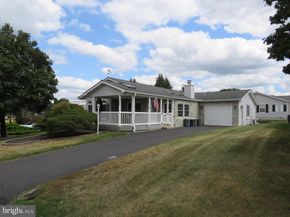 377 Spring Meadow Circle, New Hope PA 18938