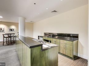910 M Street NW 1022, Washington DC 20001