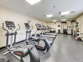 910 M Street NW 1022, Washington DC 20001