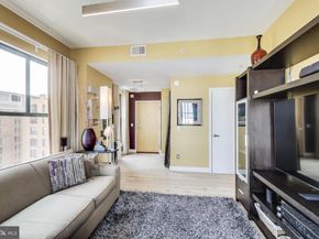 910 M Street NW 1022, Washington DC 20001