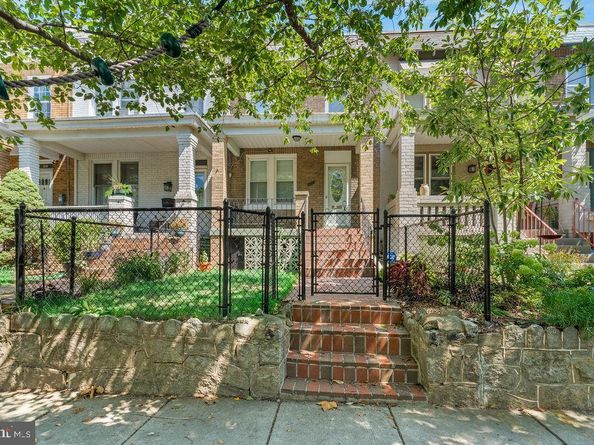 120 18TH Street SE, Washington DC 20003