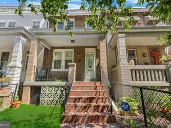 120 18TH Street SE